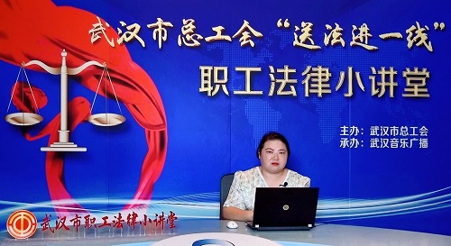 曹红玲.jpg 曹红玲.jpg